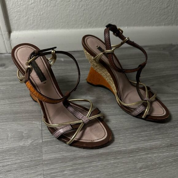 Louis Vuitton Wedges size 35 1/2 - Picture 2 of 10